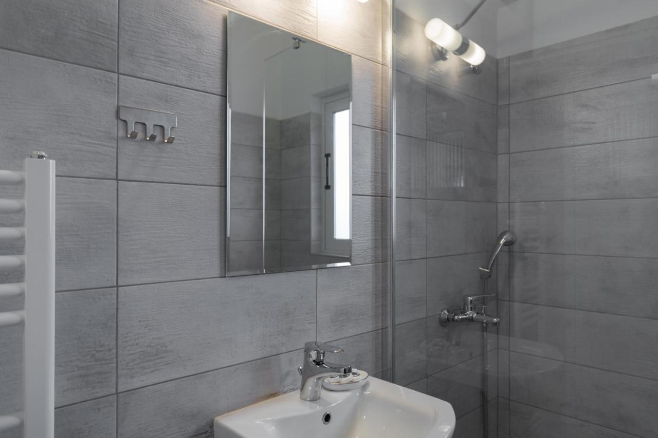 Apartment For 4 Ppl With Great View In Athens Luaran gambar